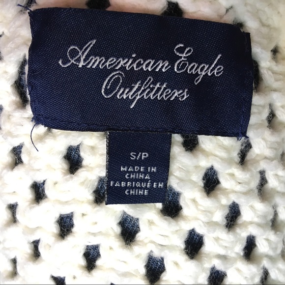 American Eagle Sweater Sz Small - Picture 2 of 4